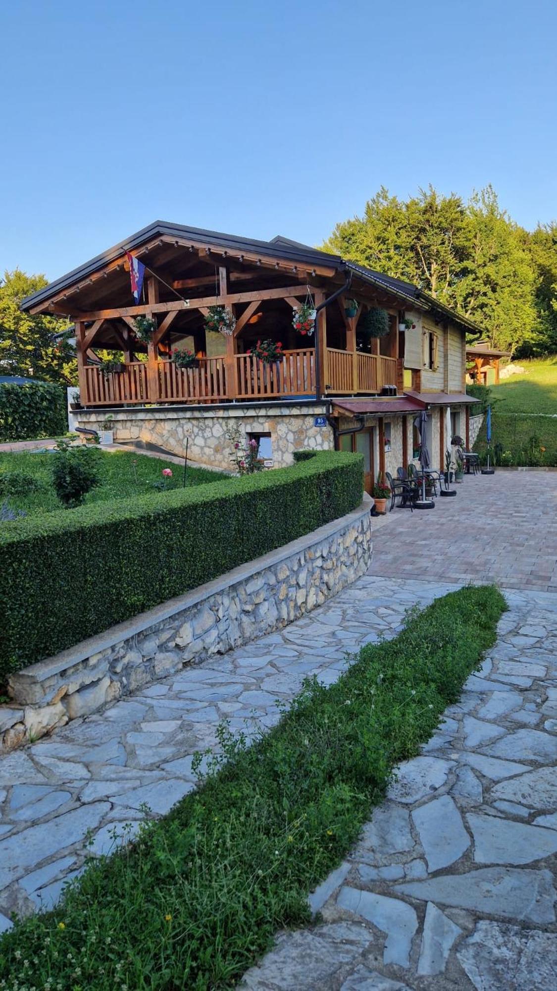 Apartamento Plitvice Zg Smoljanac Exterior foto