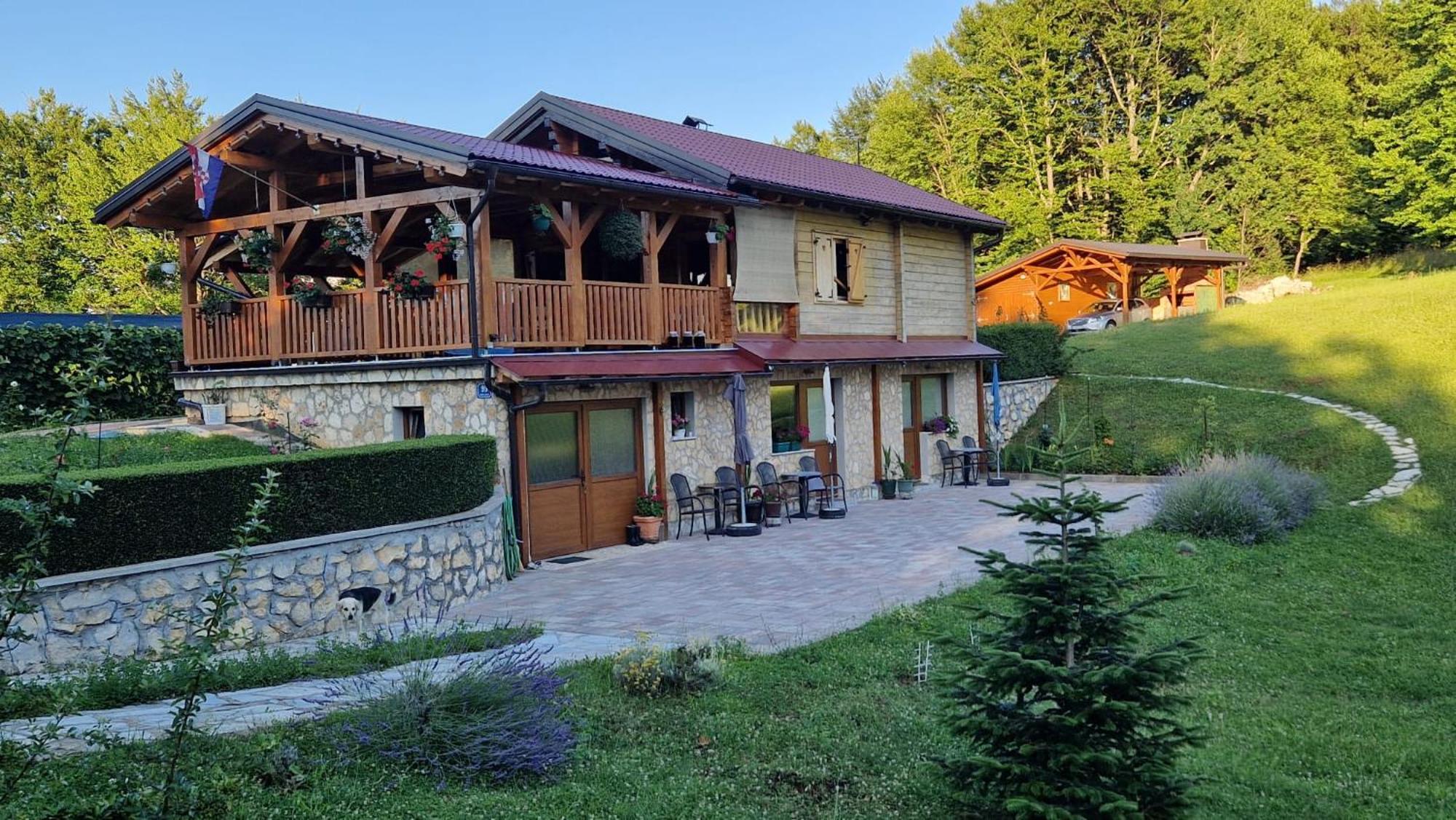 Apartamento Plitvice Zg Smoljanac Exterior foto