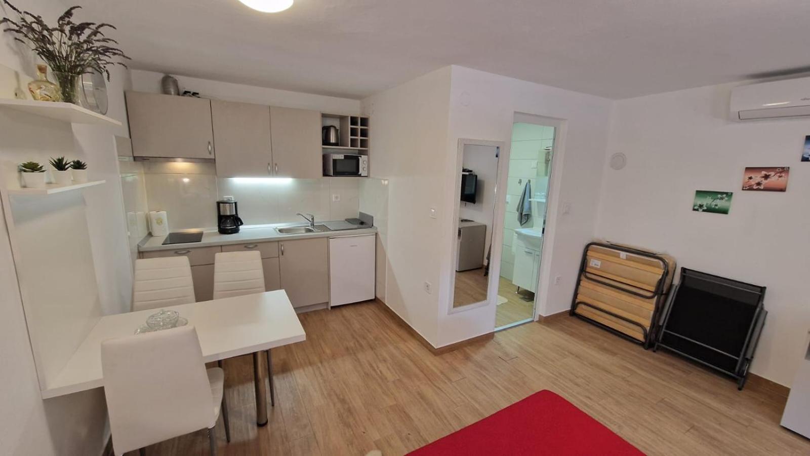 Apartamento Plitvice Zg Smoljanac Exterior foto