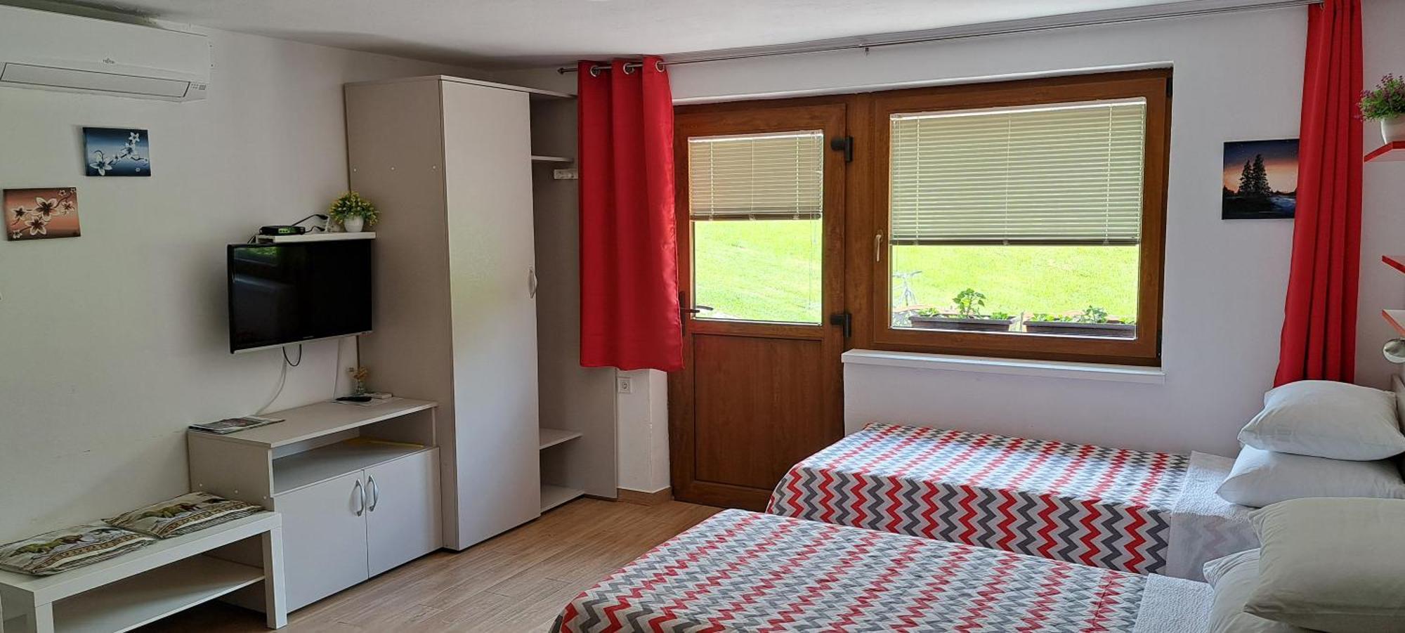 Apartamento Plitvice Zg Smoljanac Exterior foto
