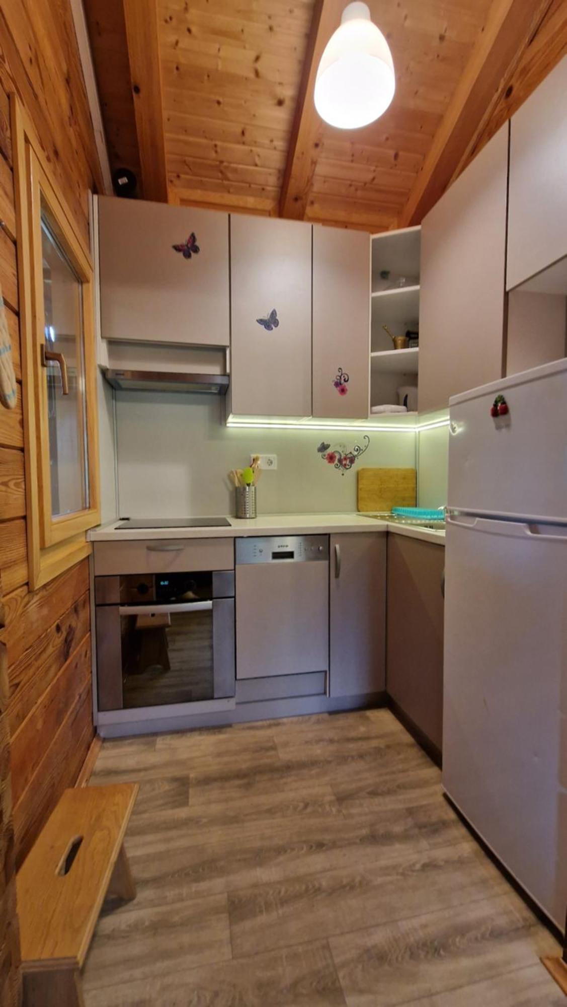 Apartamento Plitvice Zg Smoljanac Exterior foto