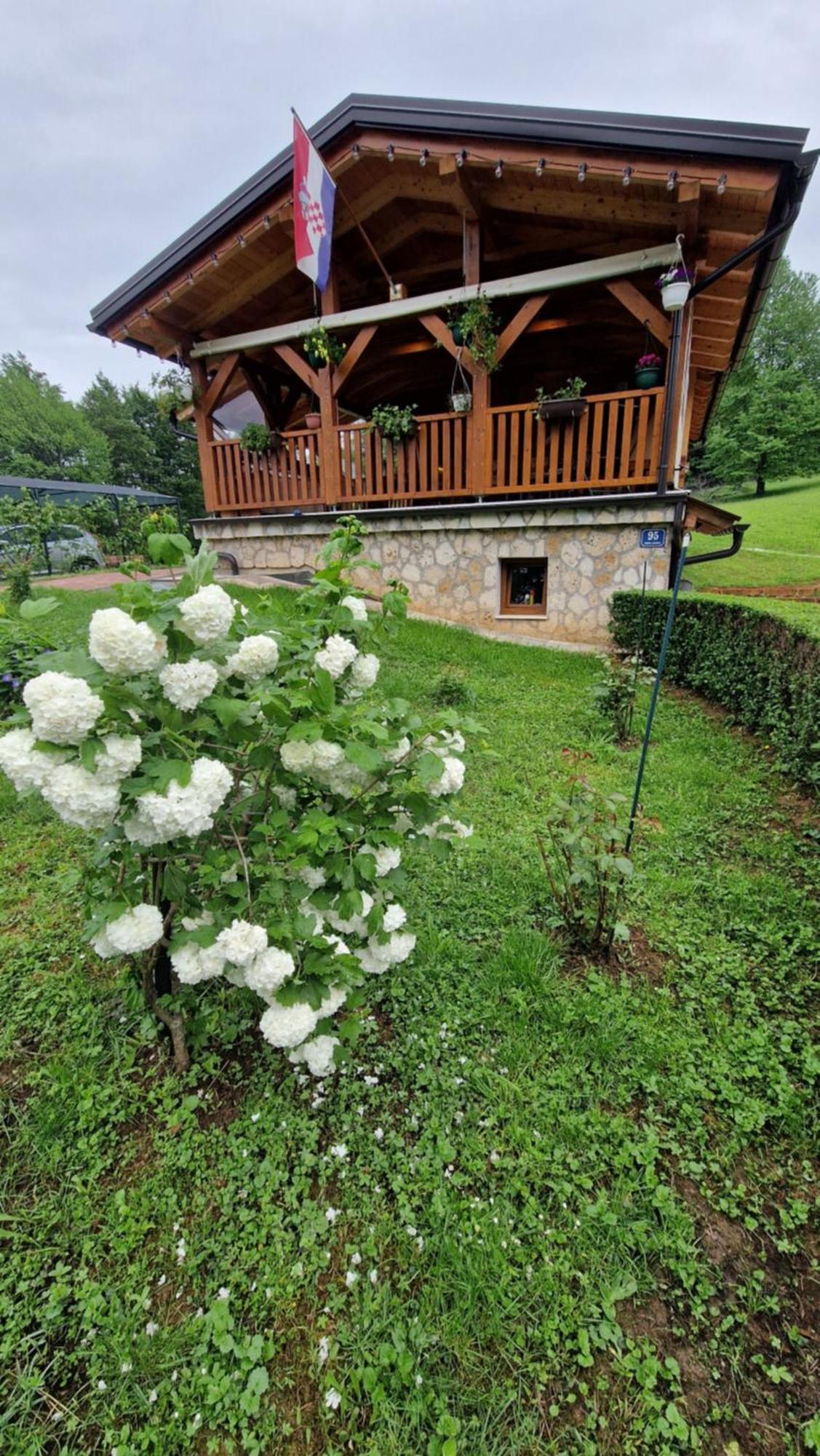 Apartamento Plitvice Zg Smoljanac Exterior foto